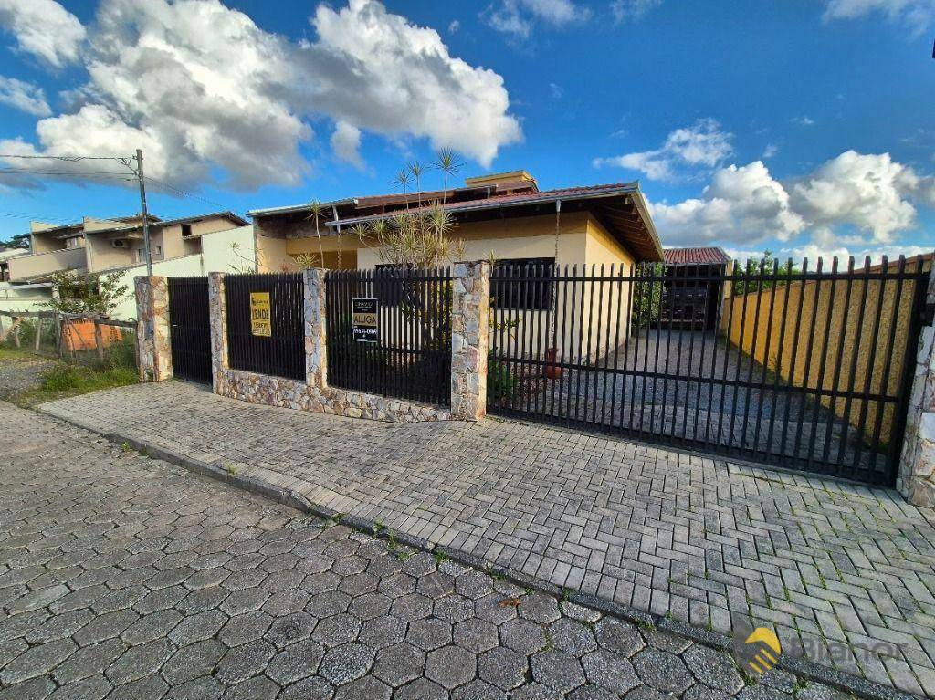 Casa à venda com 3 quartos, 240m² - Foto 23