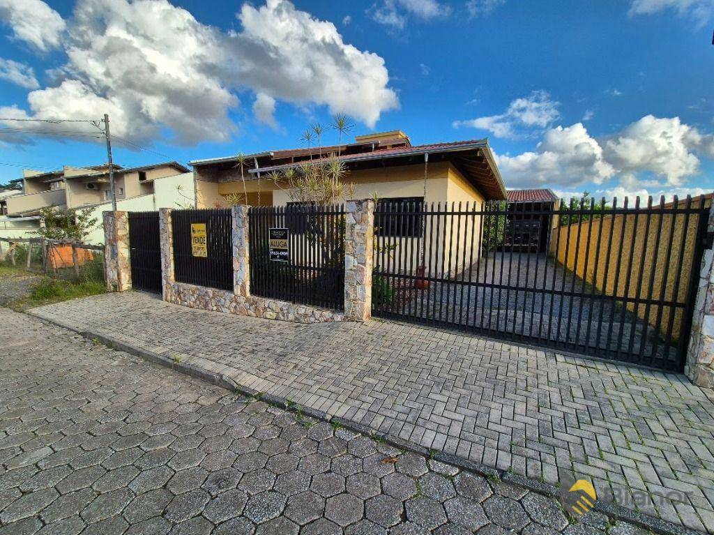 Casa à venda e aluguel com 3 quartos, 240m² - Foto 23