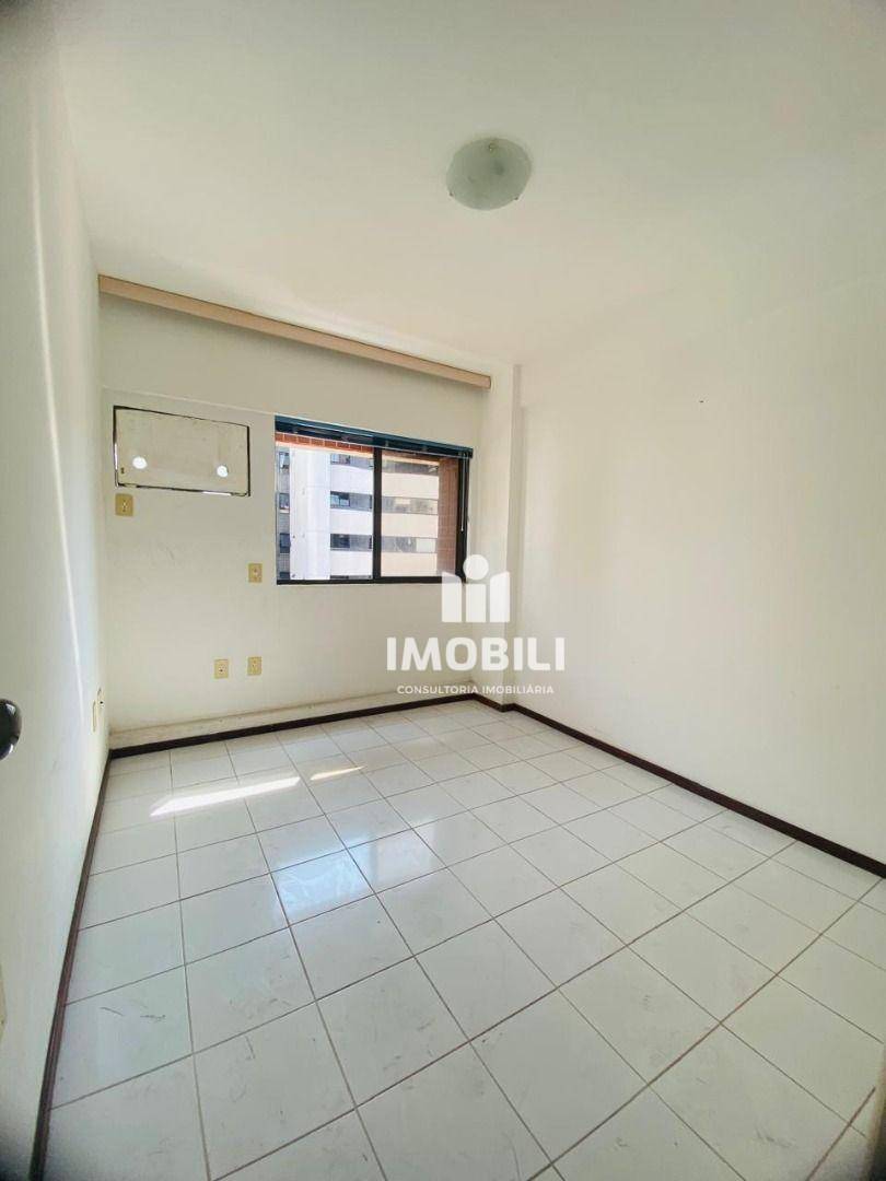 Apartamento à venda com 3 quartos, 119m² - Foto 8