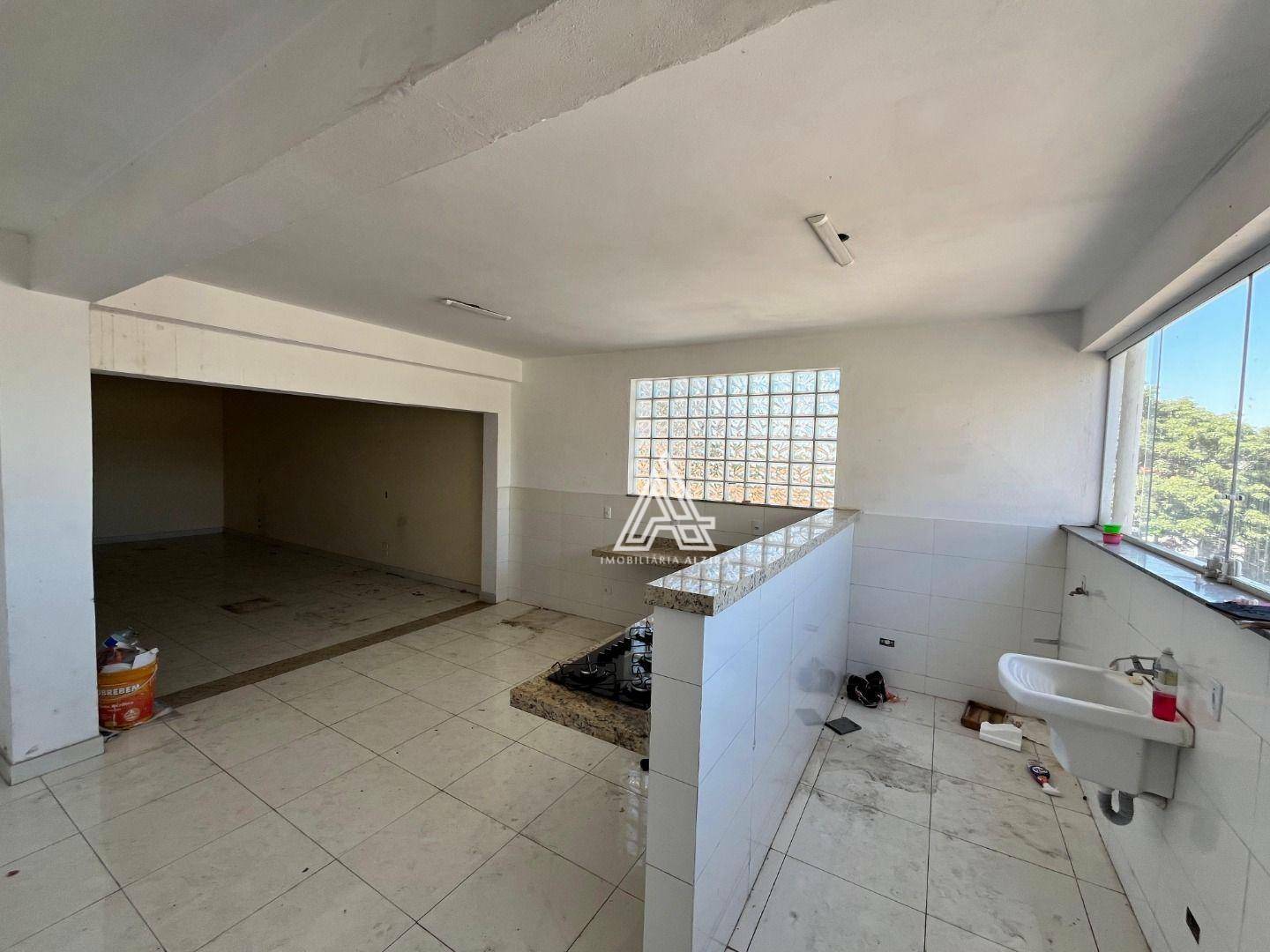 Casa para alugar com 4 quartos, 150m² - Foto 19