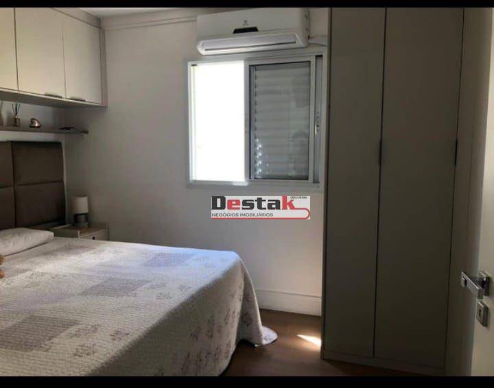 Apartamento à venda com 3 quartos, 113m² - Foto 13