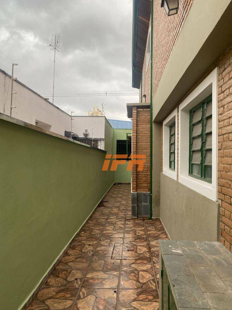 Sobrado à venda com 2 quartos, 250m² - Foto 9