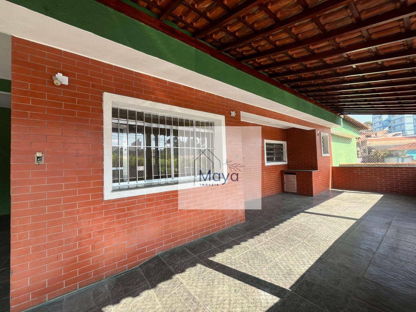 Casa à venda com 5 quartos, 220m² - Foto 37