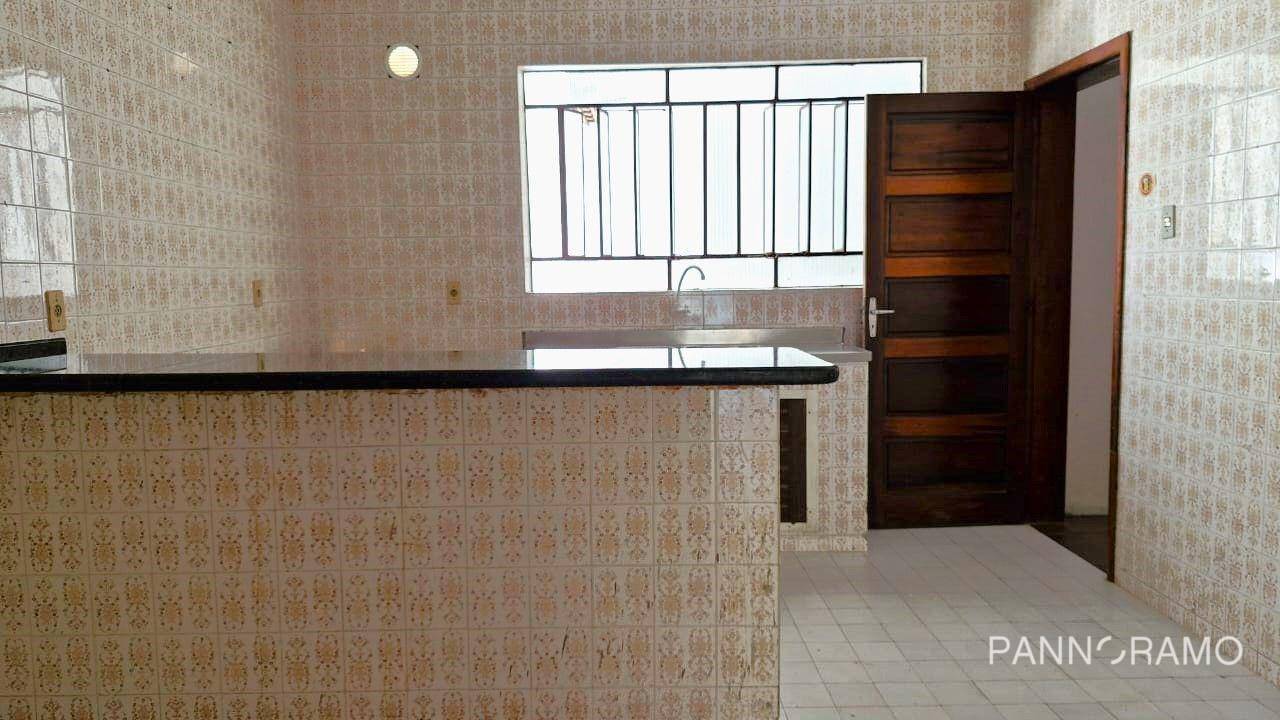 Apartamento para alugar com 1 quarto, 50m² - Foto 4