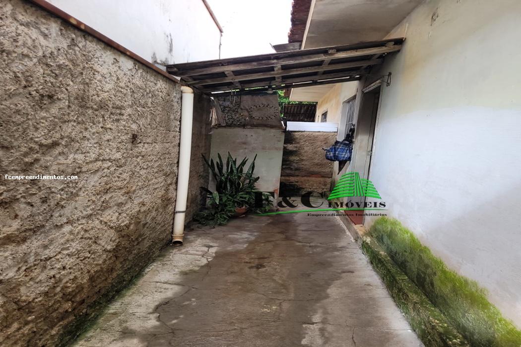 Casa à venda com 4 quartos, 280m² - Foto 7