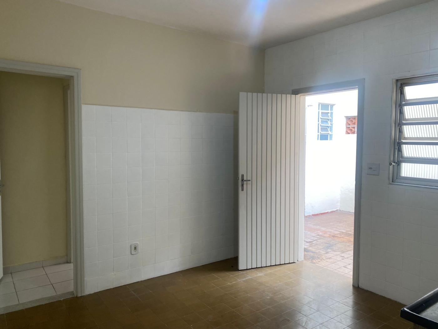 Casa para alugar com 3 quartos, 110m² - Foto 16