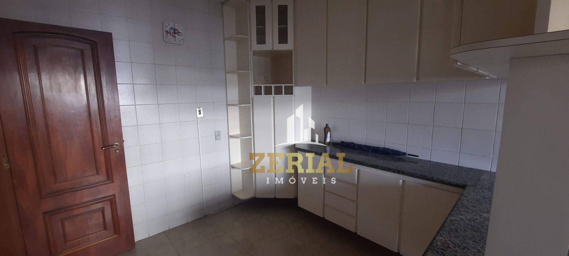 Apartamento à venda com 3 quartos, 117m² - Foto 7