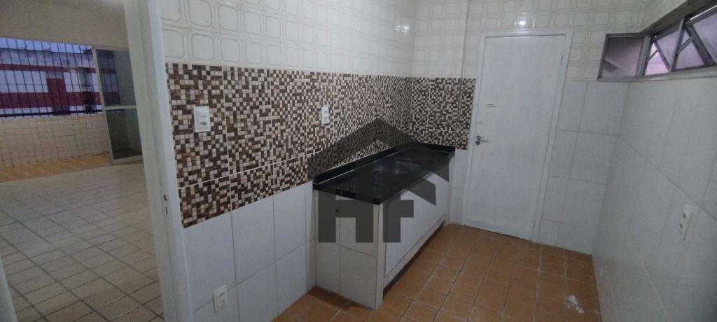 Apartamento à venda com 3 quartos, 96m² - Foto 15