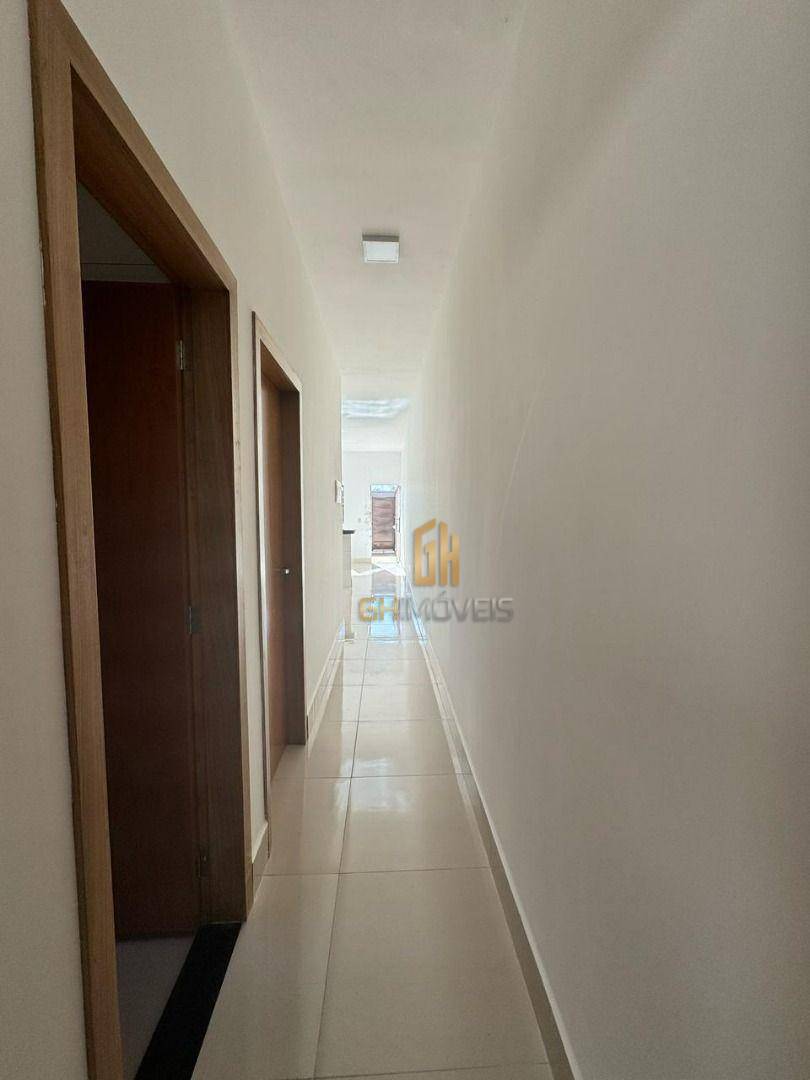 Casa à venda com 2 quartos, 65m² - Foto 9