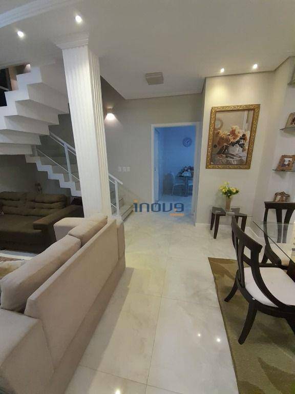 Casa de Condomínio à venda com 3 quartos, 186m² - Foto 4