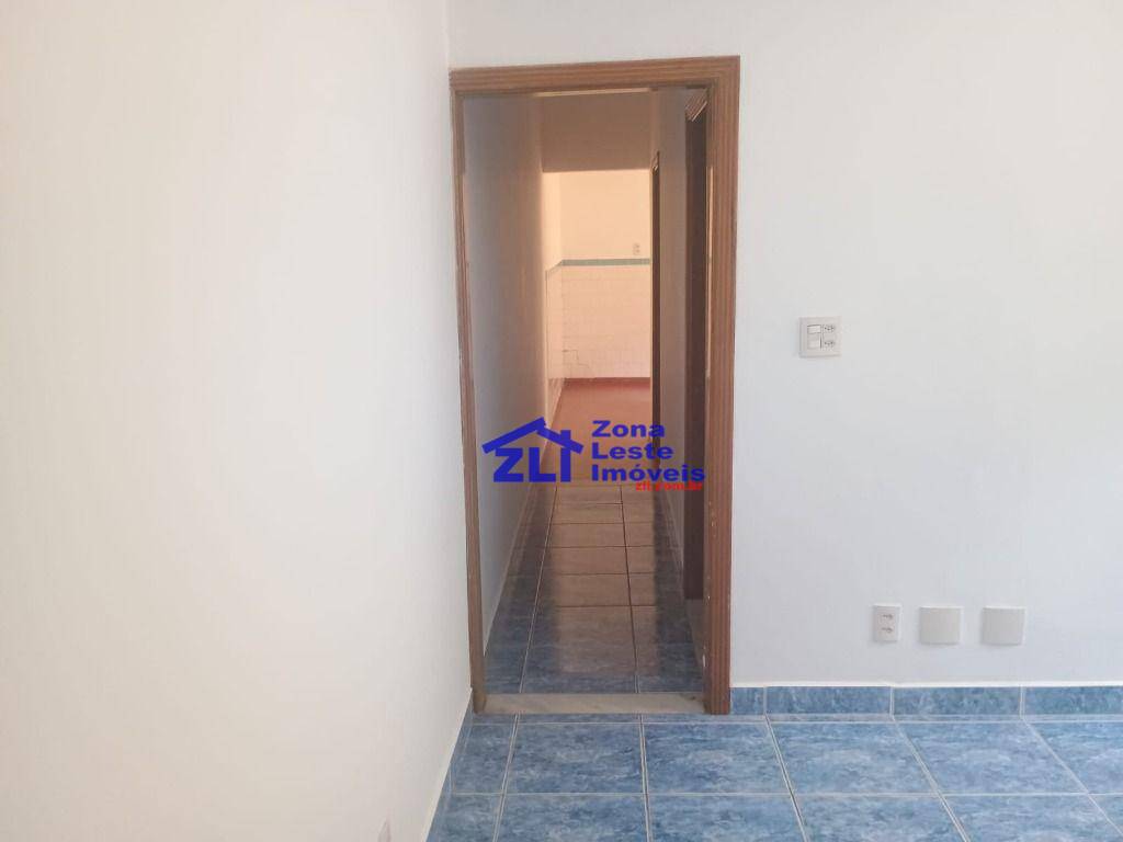 Casa para alugar com 2 quartos, 98m² - Foto 8