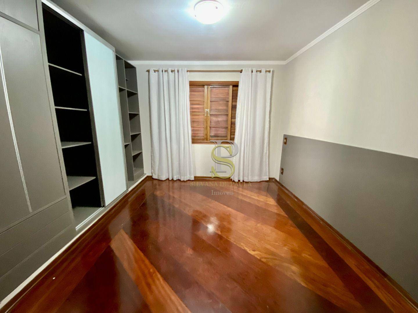 Casa à venda com 3 quartos, 450m² - Foto 22