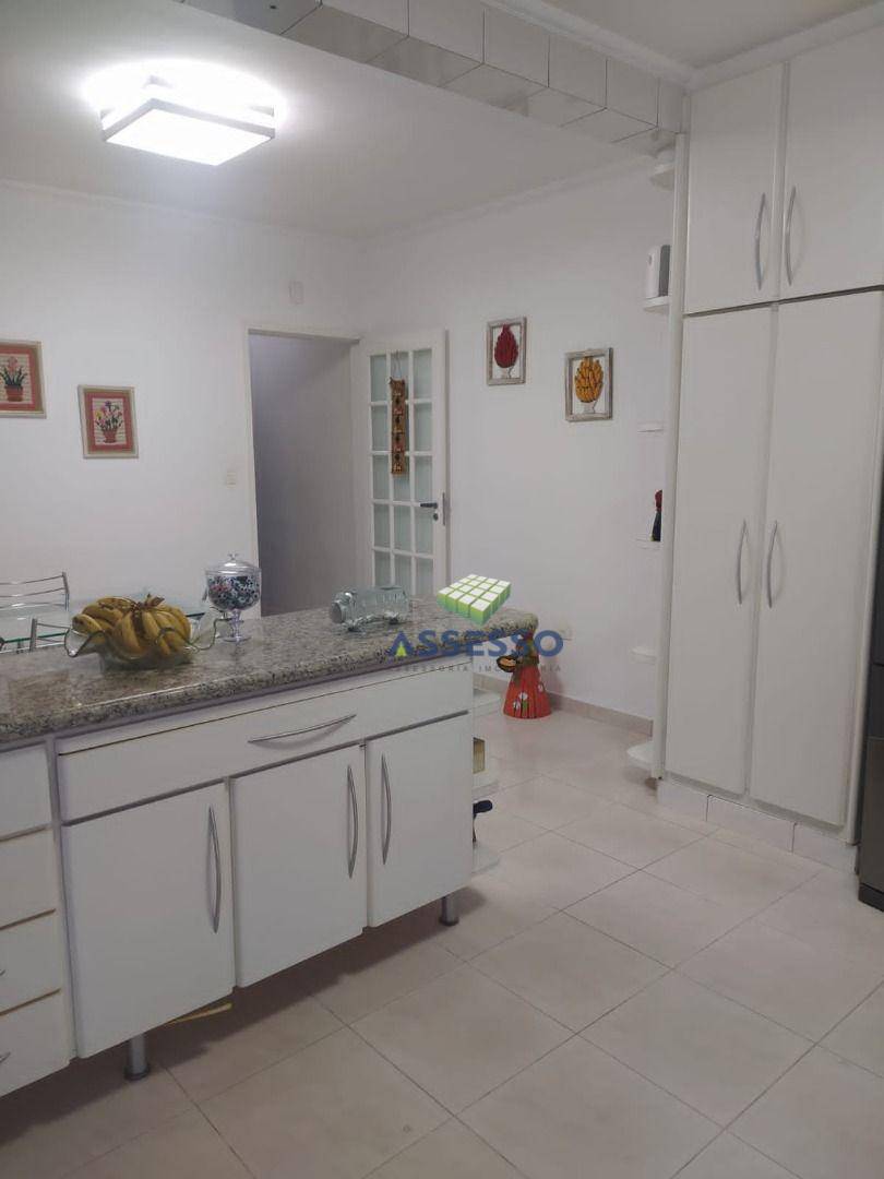 Casa à venda com 4 quartos, 192m² - Foto 53