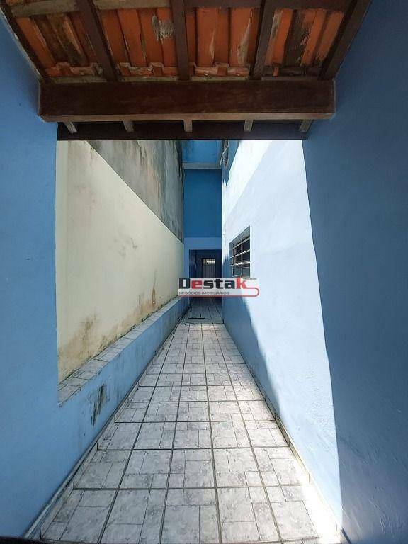 Sobrado à venda com 3 quartos, 265m² - Foto 28