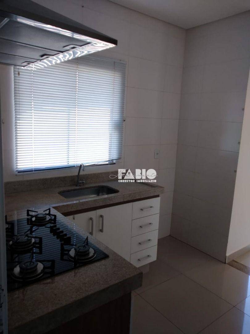 Casa à venda com 3 quartos, 90m² - Foto 12