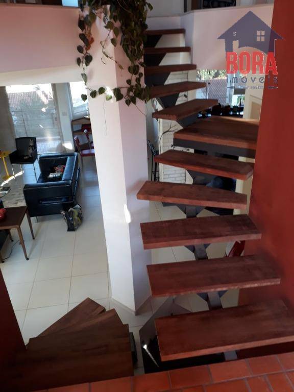 Casa à venda com 3 quartos, 300m² - Foto 19