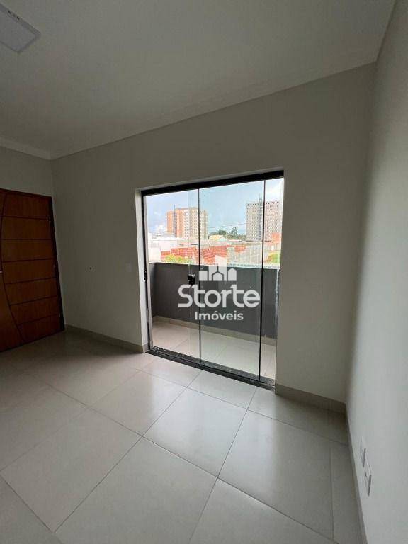 Apartamento à venda com 3 quartos, 75m² - Foto 13