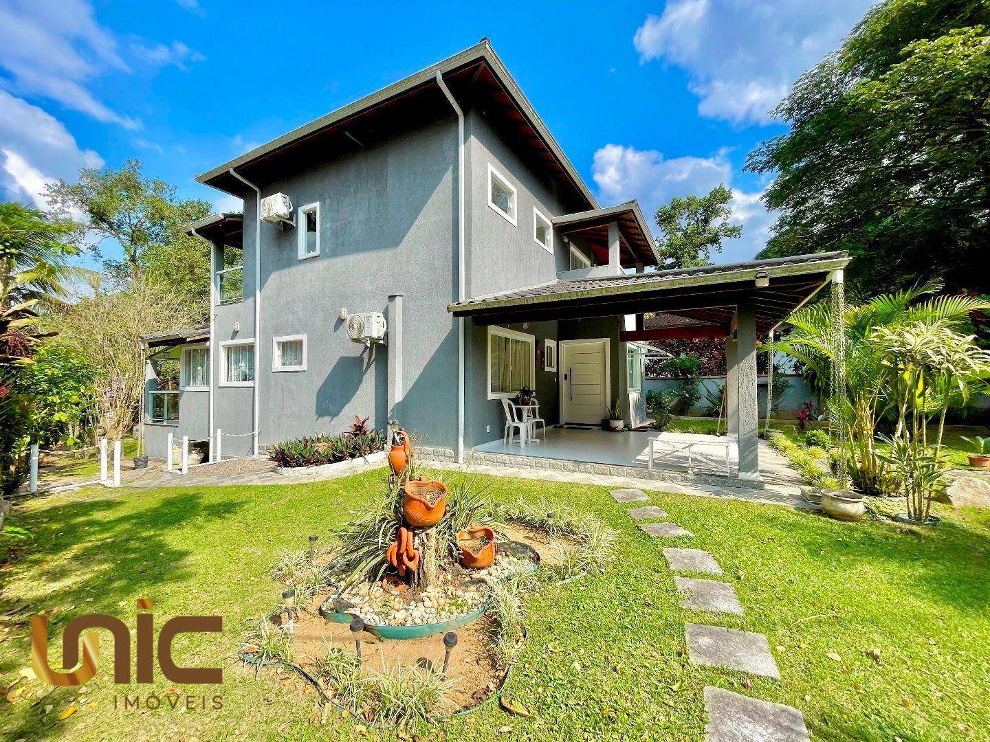 Casa de Condomínio à venda com 3 quartos, 220m² - Foto 3