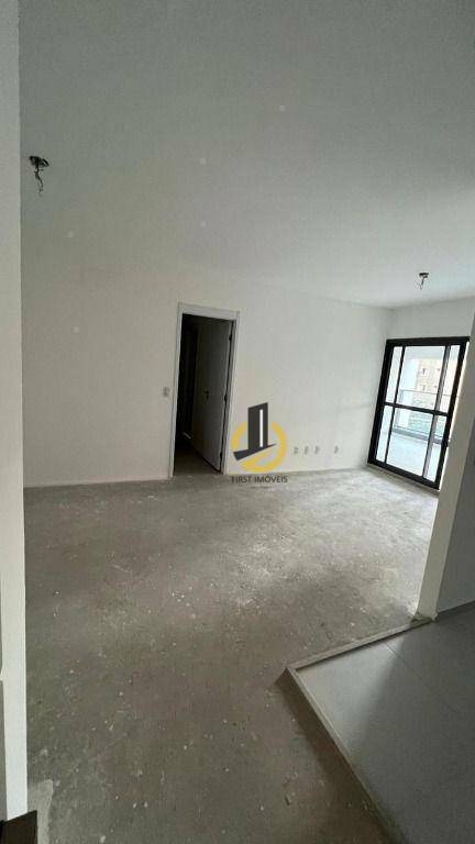 Apartamento à venda com 3 quartos, 105m² - Foto 3