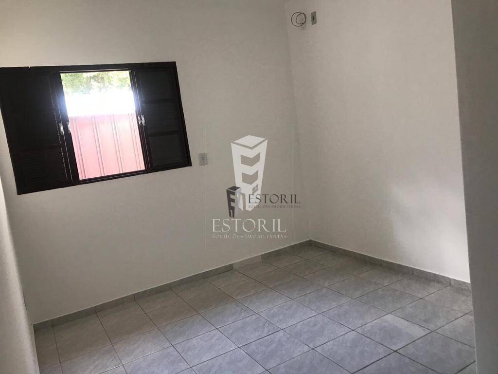 Casa à venda com 2 quartos, 120m² - Foto 14