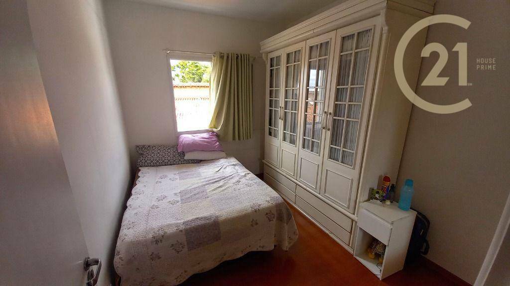 Casa de Condomínio para alugar com 3 quartos, 136m² - Foto 13