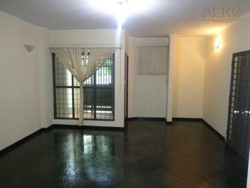 Casa à venda e aluguel com 3 quartos, 240m² - Foto 3