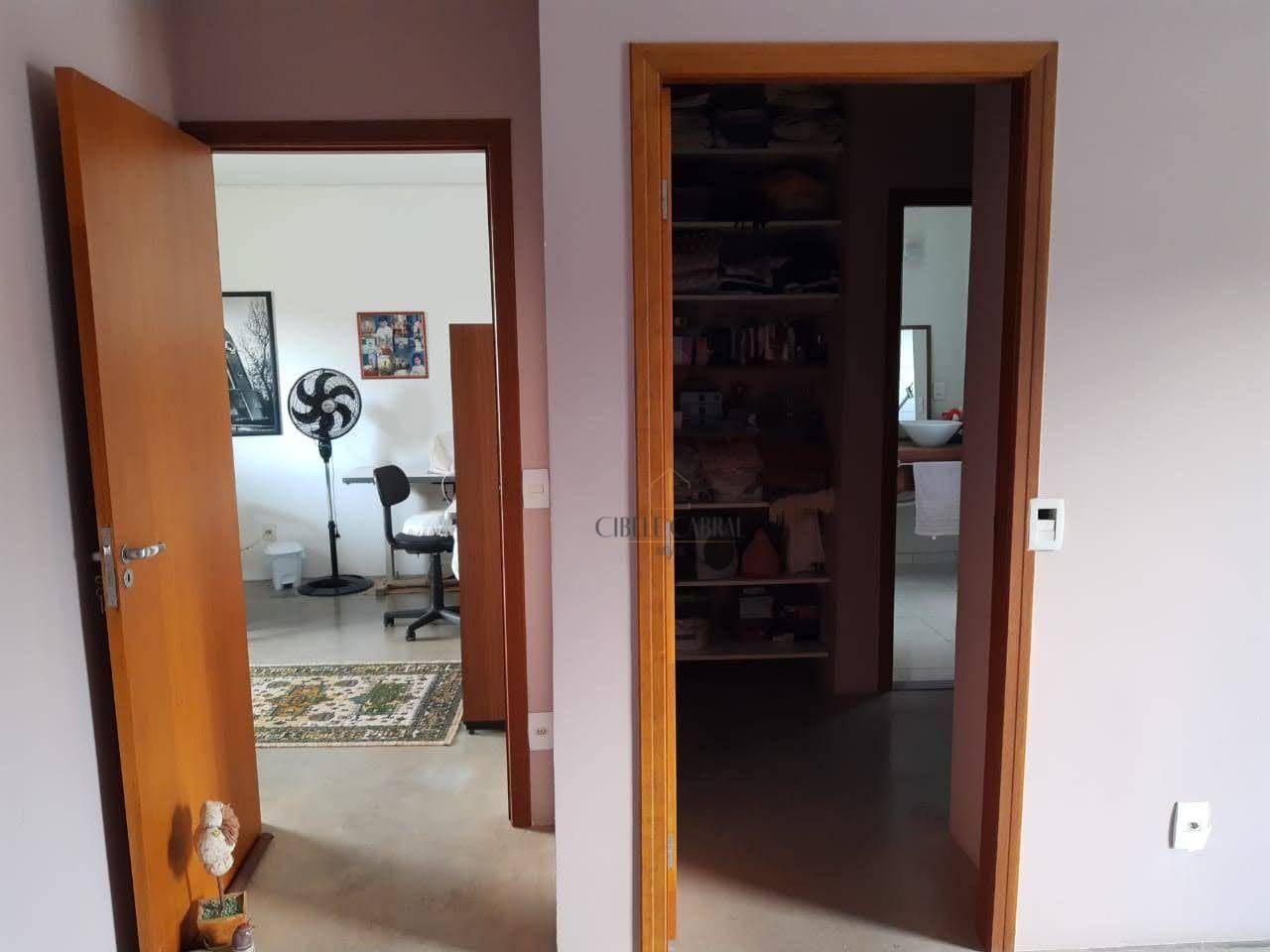 Casa de Condomínio à venda com 3 quartos, 250m² - Foto 14