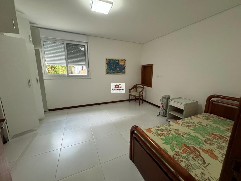 Casa à venda com 7 quartos, 500m² - Foto 8