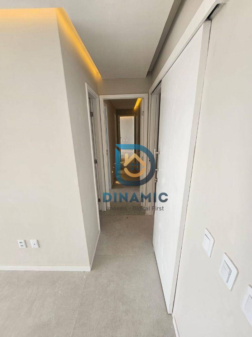 Apartamento à venda com 3 quartos, 144m² - Foto 28
