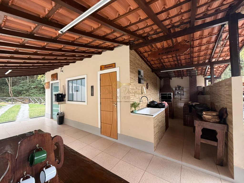 Sítio à venda com 3 quartos, 1962m² - Foto 13