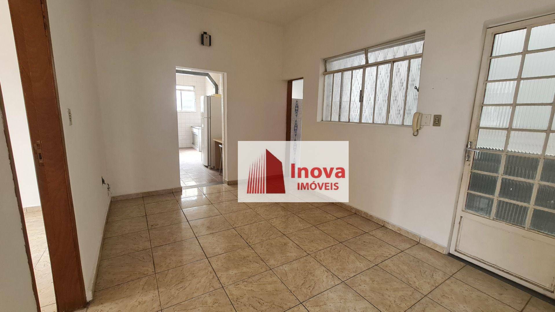 Casa à venda com 6 quartos, 300m² - Foto 6