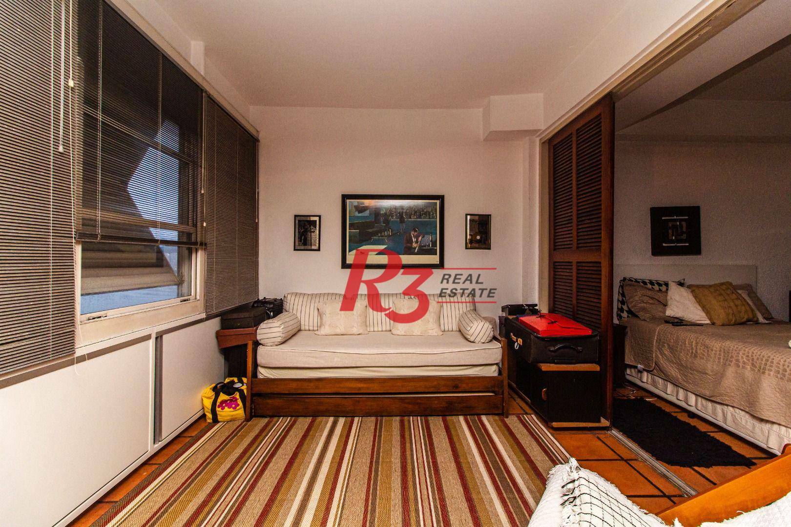 Apartamento à venda com 3 quartos, 193m² - Foto 4