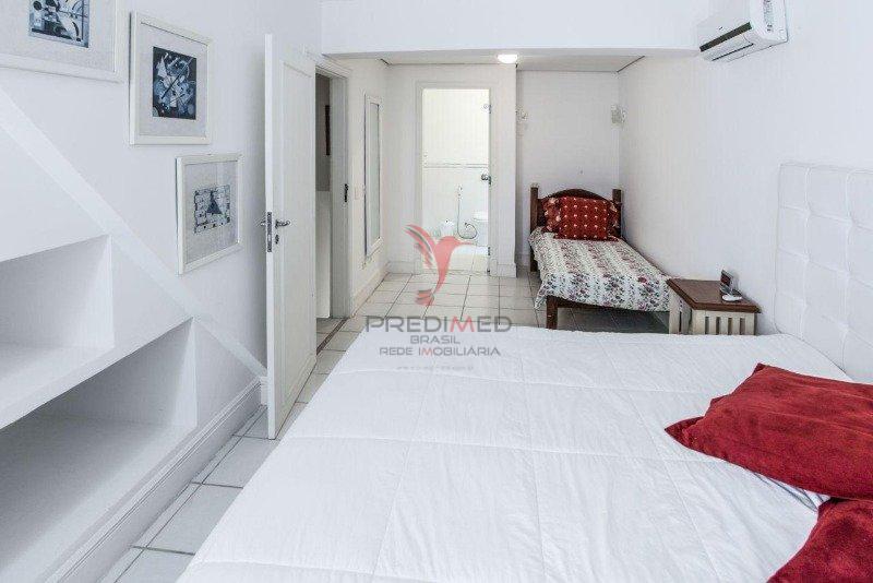 Casa à venda com 5 quartos, 900m² - Foto 9