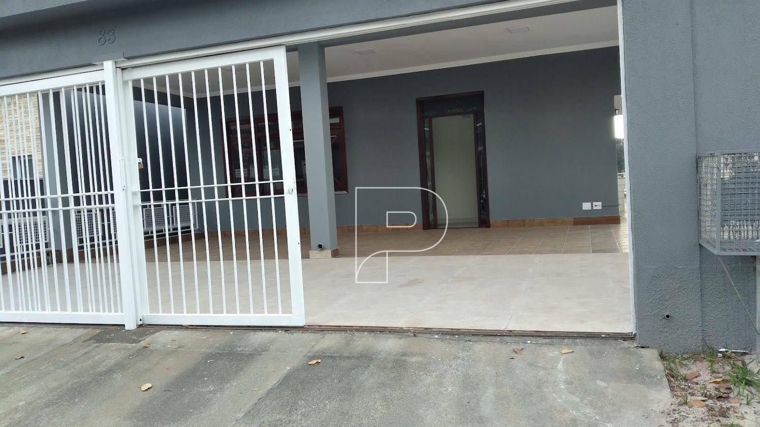 Casa de Condomínio para alugar com 3 quartos, 150m² - Foto 3