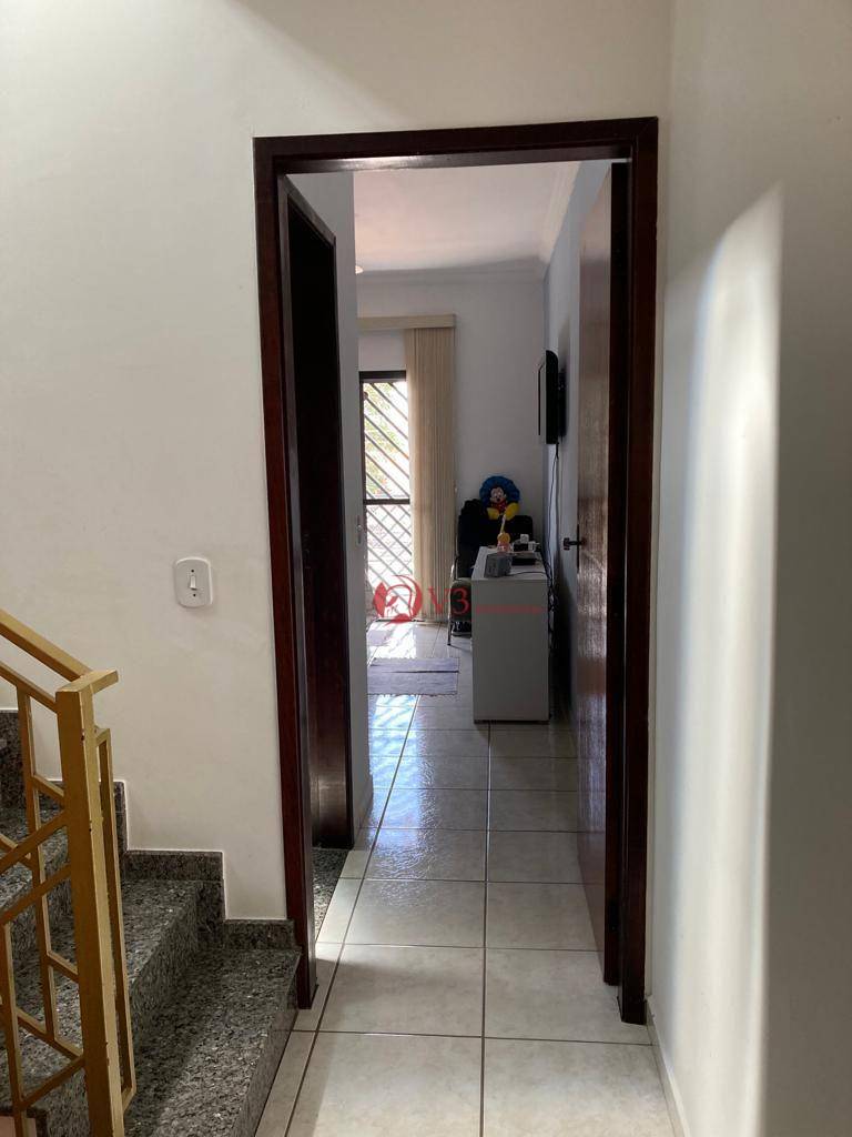 Sobrado à venda com 4 quartos, 179m² - Foto 12