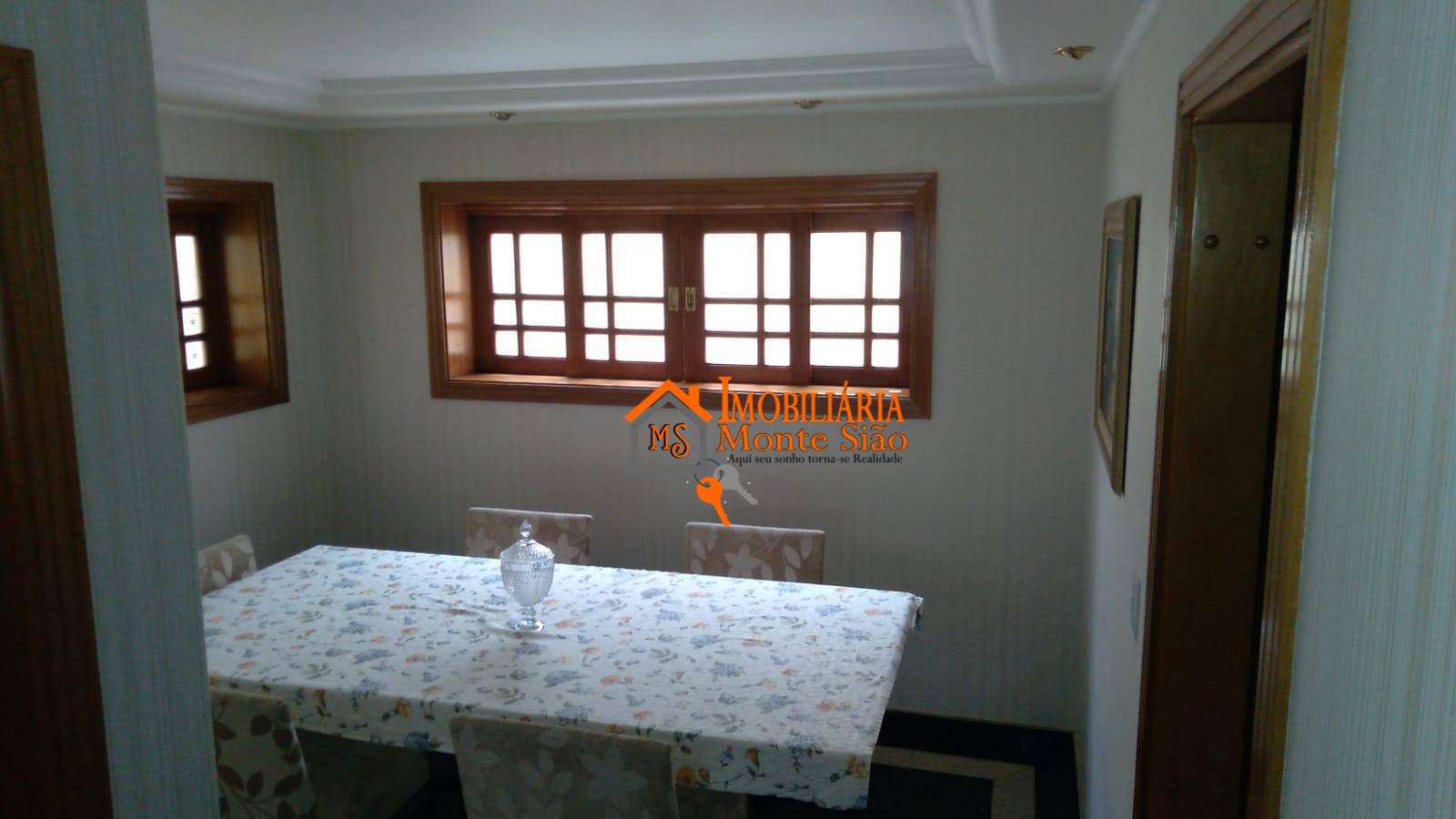 Sobrado à venda com 2 quartos, 264m² - Foto 10