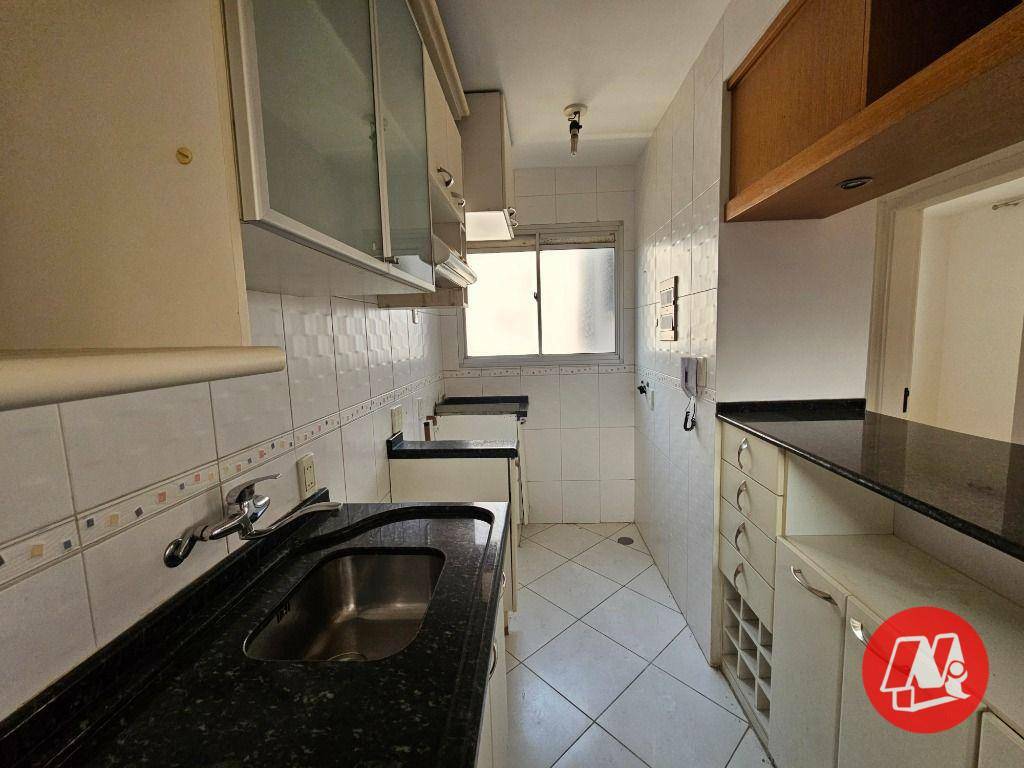 Apartamento à venda com 2 quartos, 46m² - Foto 4