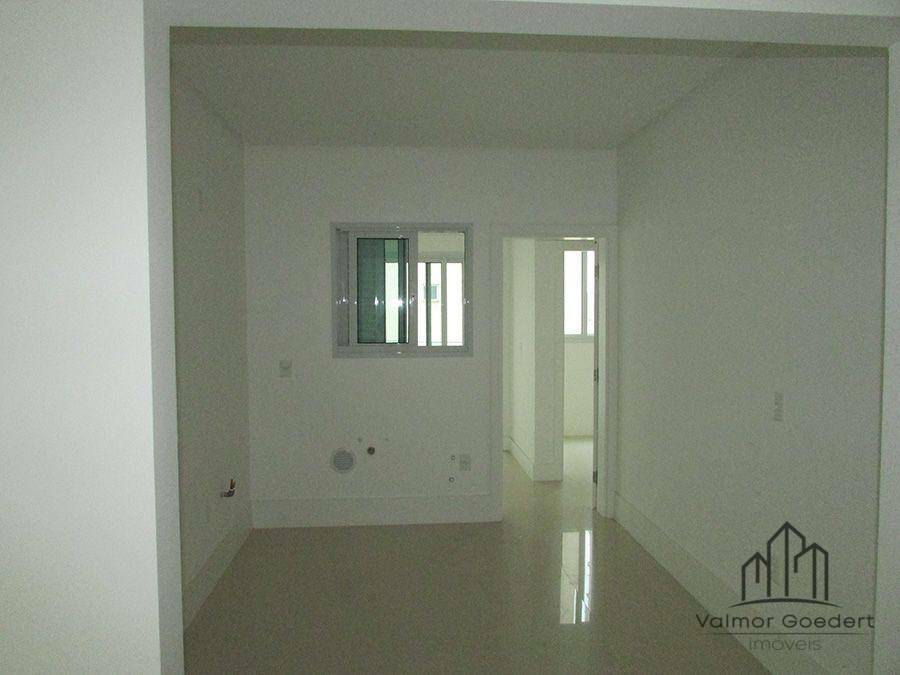 Apartamento à venda com 3 quartos, 128m² - Foto 6