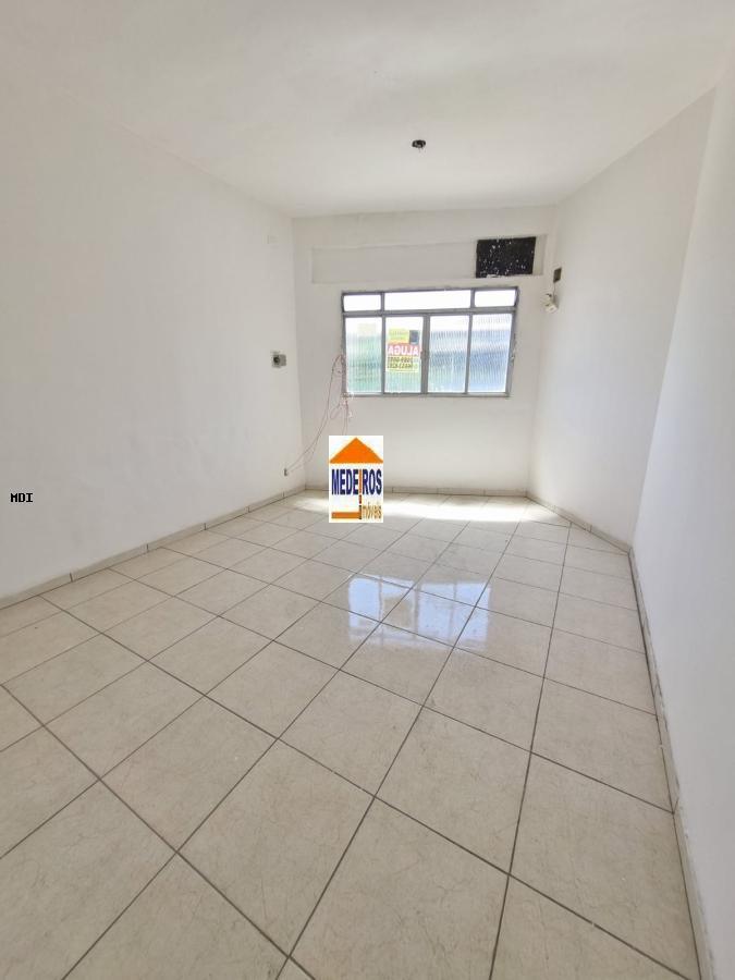 Casa para alugar com 2 quartos, 70m² - Foto 5