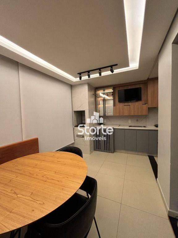 Apartamento à venda com 2 quartos, 64m² - Foto 5