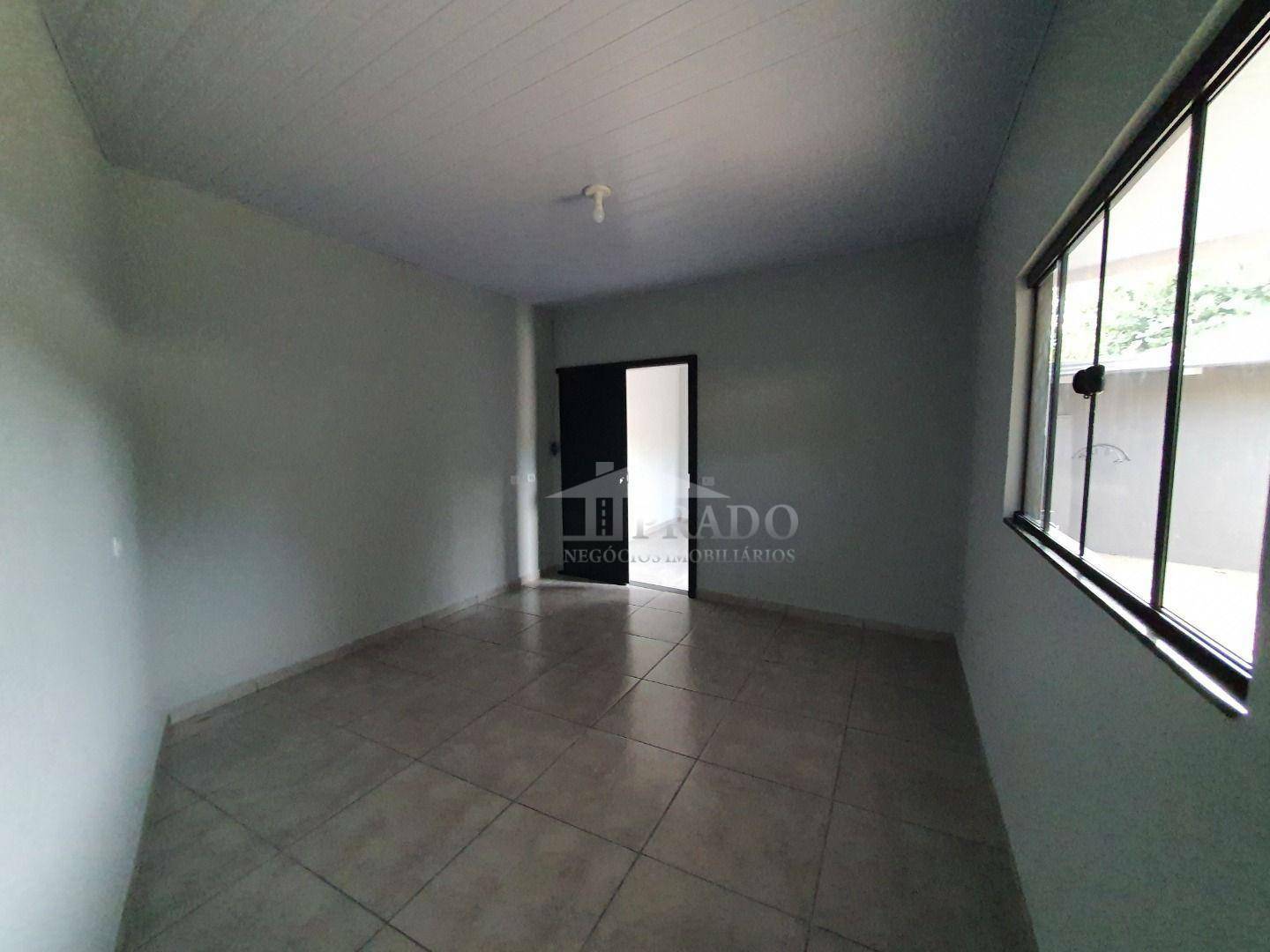 Casa à venda com 4 quartos, 200m² - Foto 37