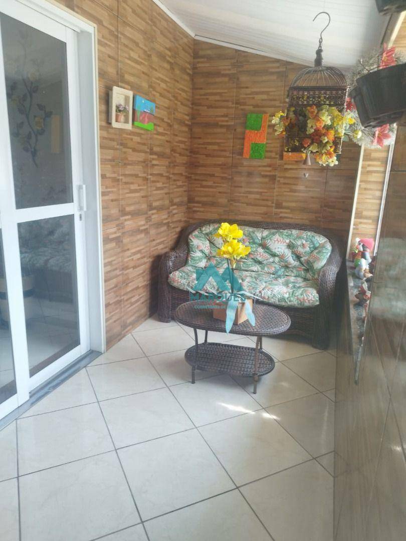 Casa à venda com 3 quartos, 242m² - Foto 17