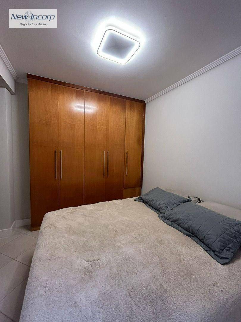 Apartamento à venda com 2 quartos, 60m² - Foto 18