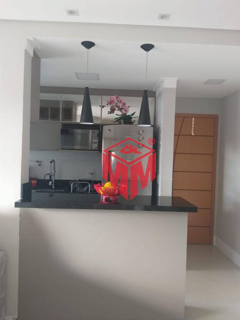 Apartamento à venda com 2 quartos, 72m² - Foto 9