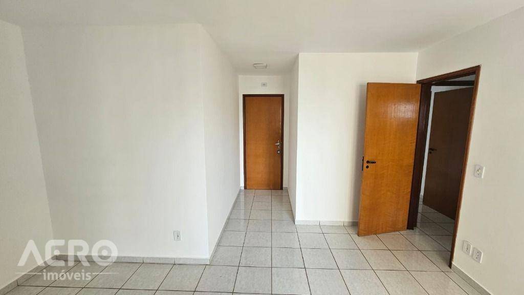 Apartamento para alugar com 3 quartos, 74m² - Foto 8