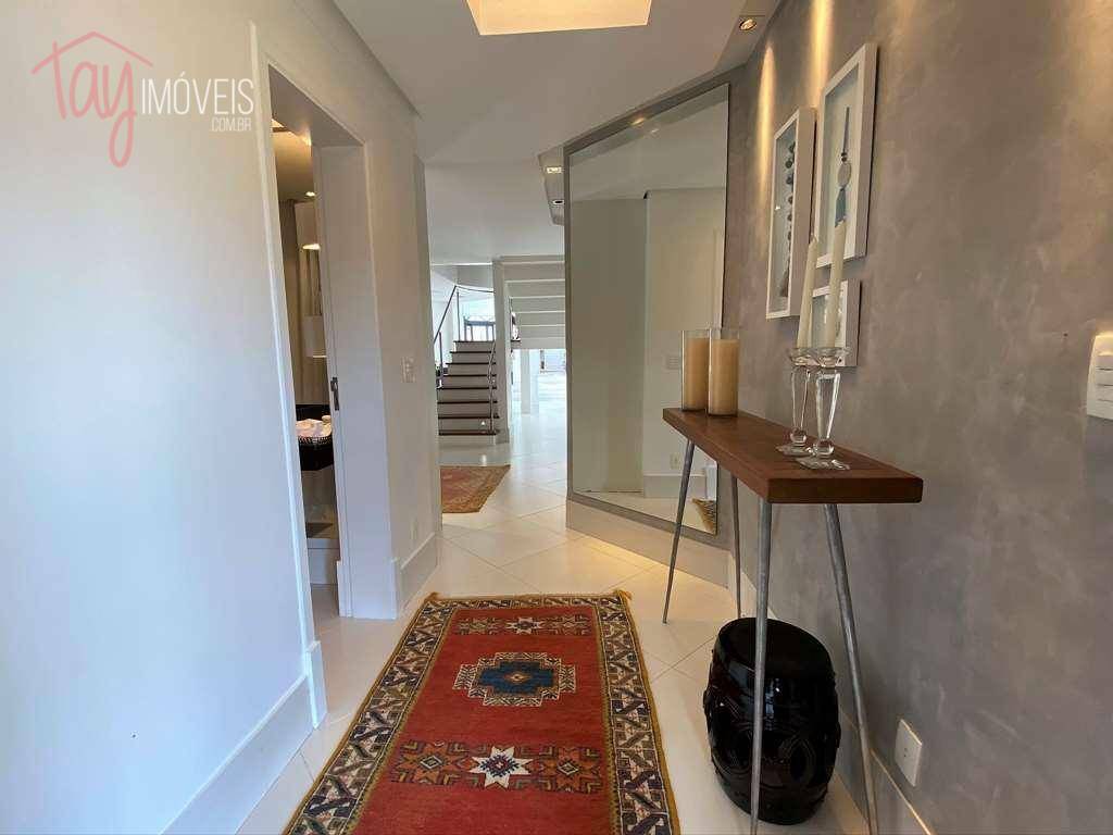 Casa à venda com 3 quartos, 570m² - Foto 4