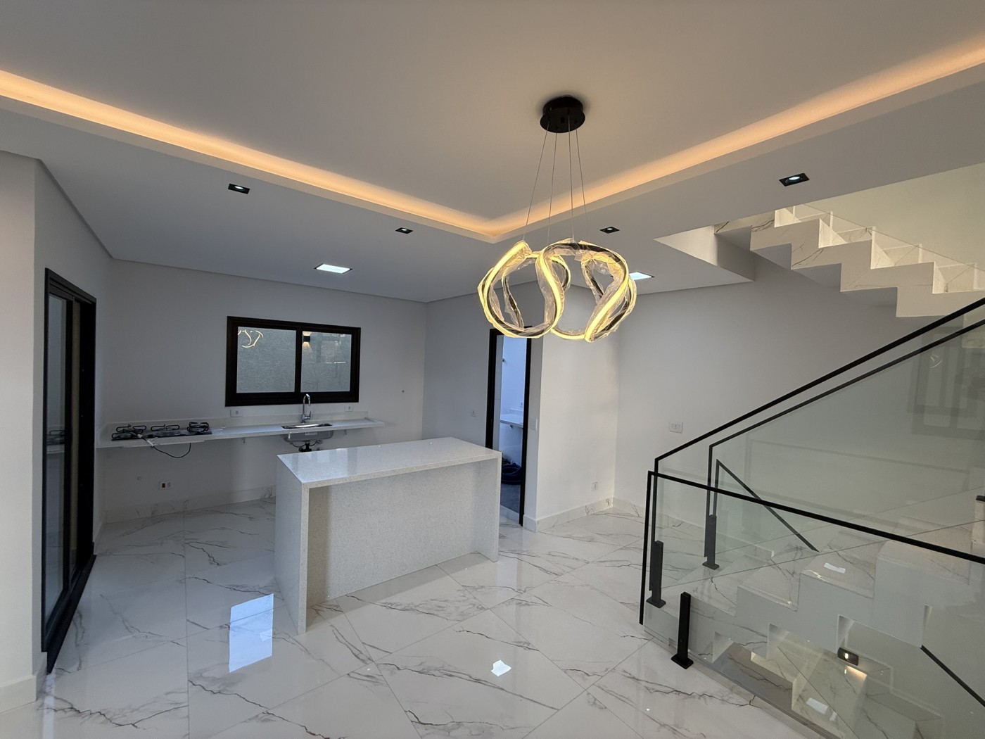 Casa à venda com 3 quartos, 198m² - Foto 7