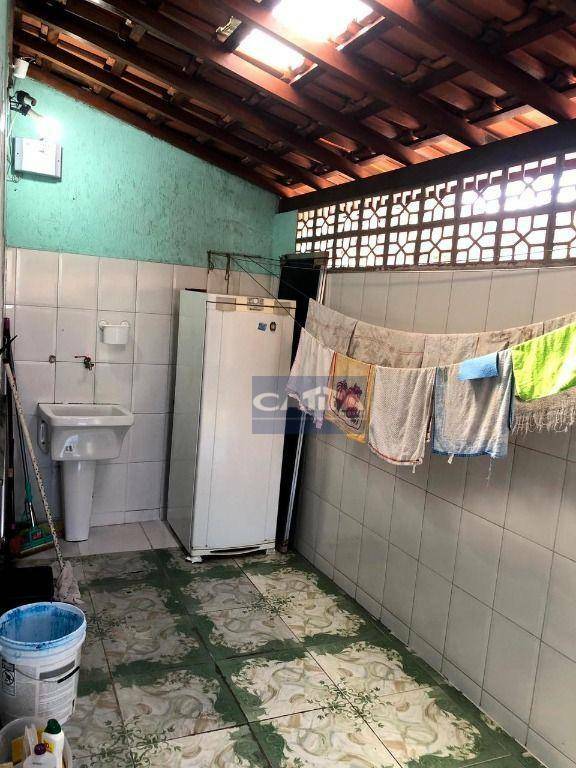 Sobrado à venda com 3 quartos, 140m² - Foto 13