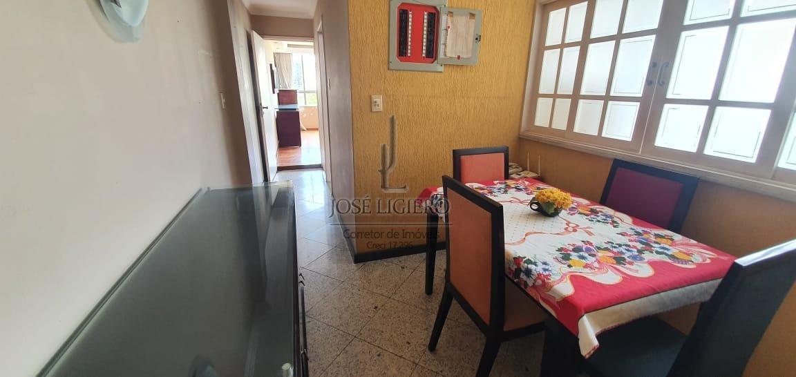 Apartamento à venda com 3 quartos, 146m² - Foto 29