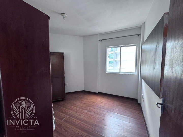 Apartamento à venda com 3 quartos, 134m² - Foto 12